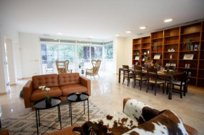 a Luxury panthouse 5BR&Washrooms City Center